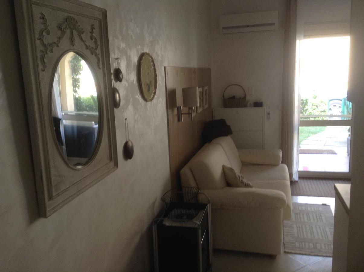 Pizzo Beach Club. One Bedroom Apt 13G Exterior photo